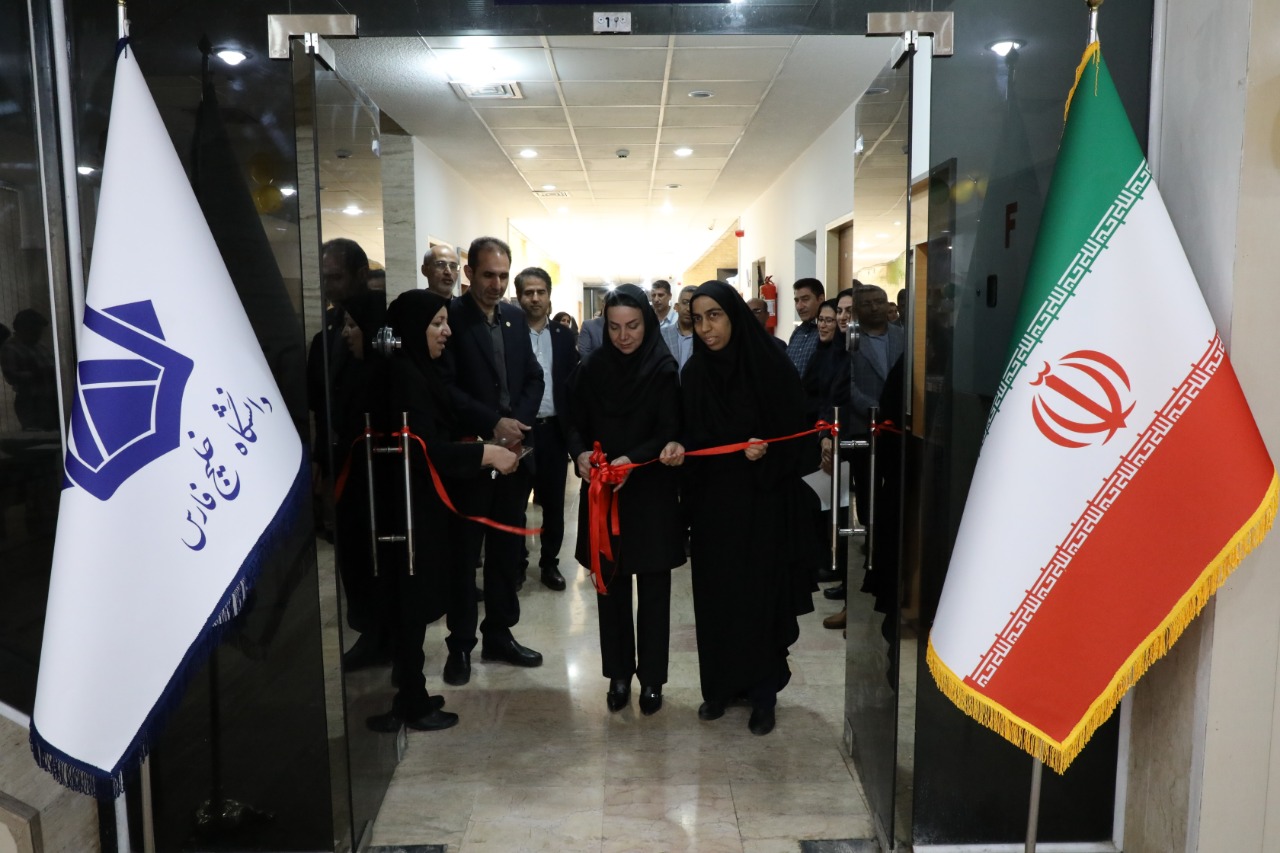 افتتاح نمایشگاه کتاب و کتاب‌خوانی در دانشگاه خلیج فارس