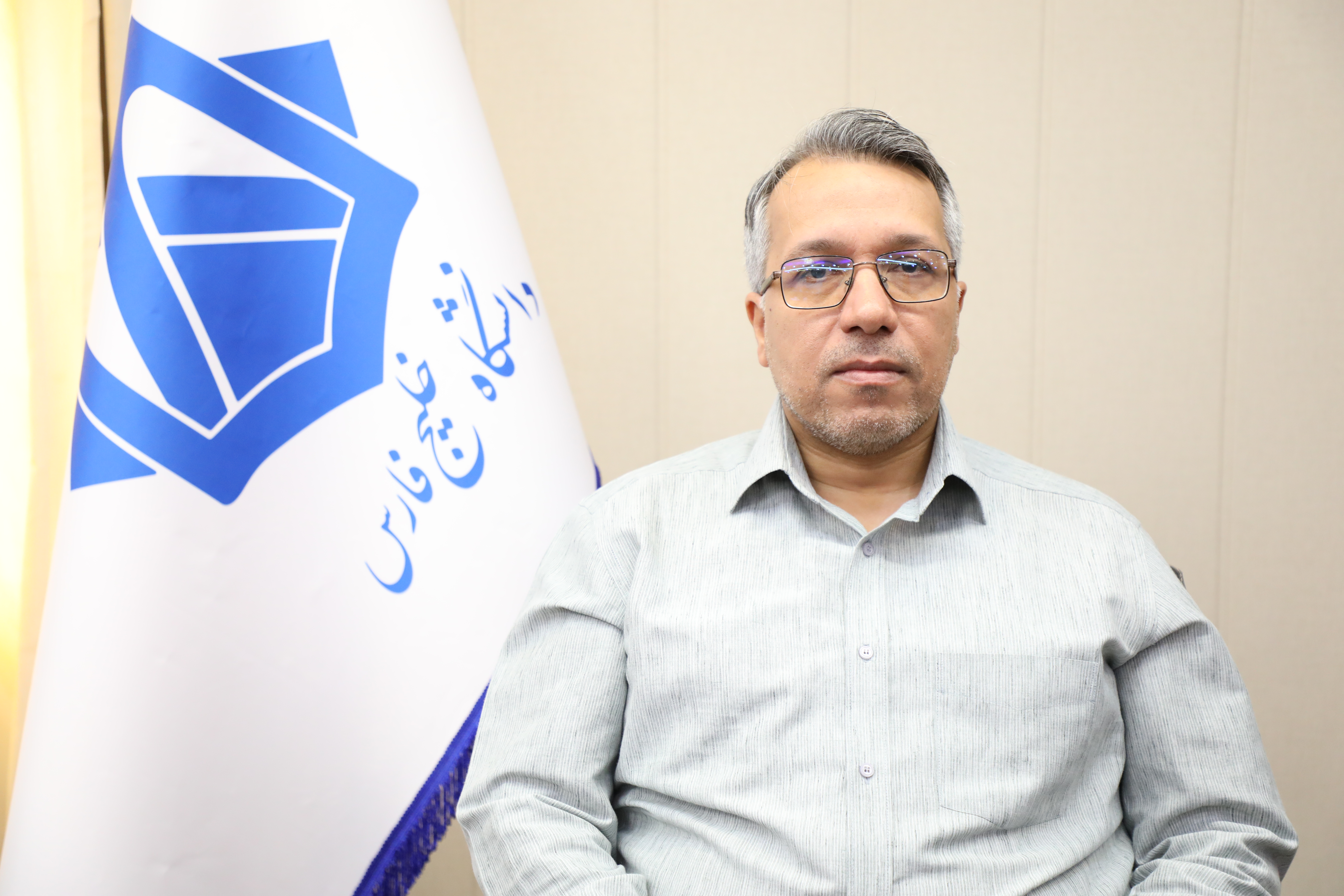 احمد  کشاورز