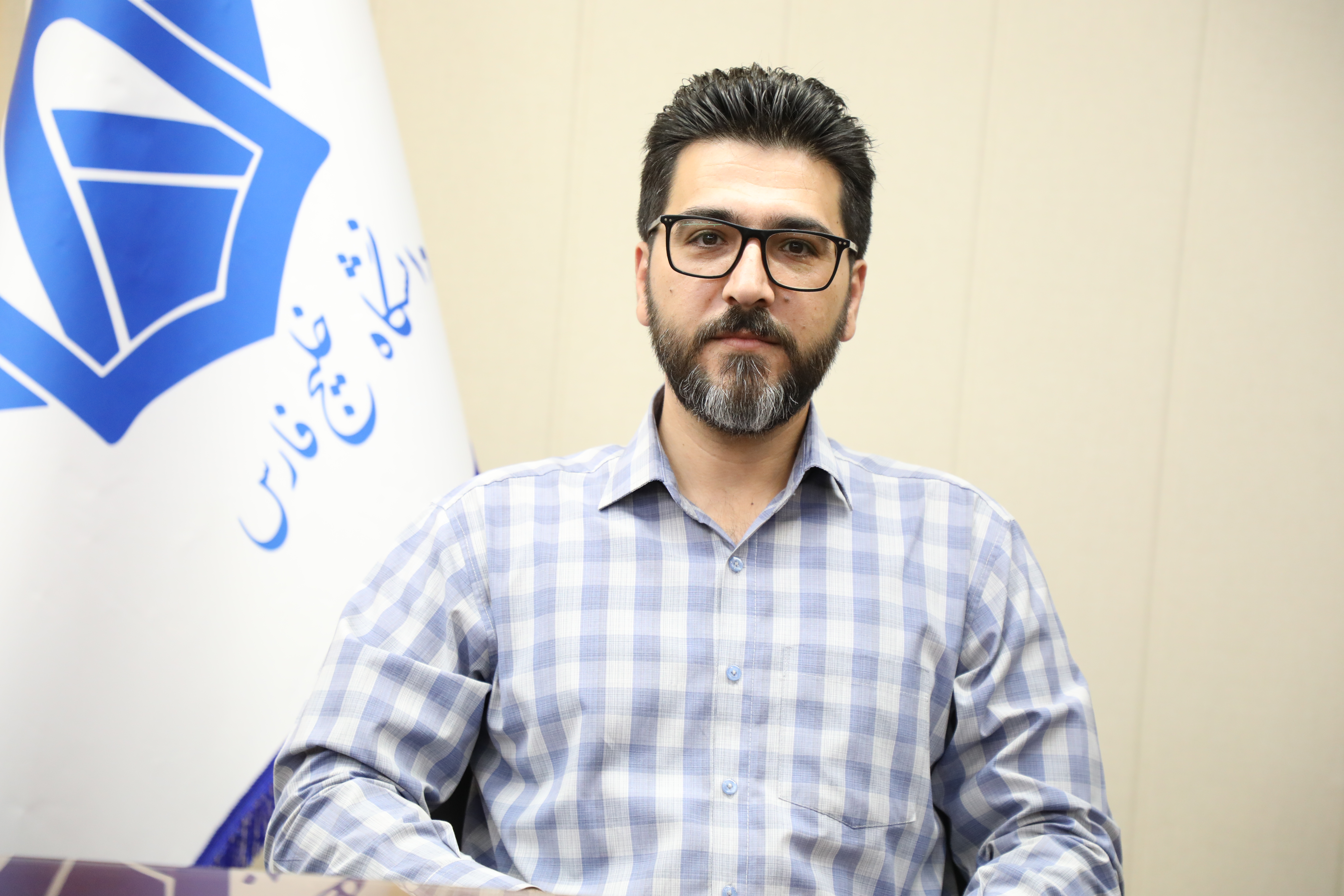 عادل  جوکار